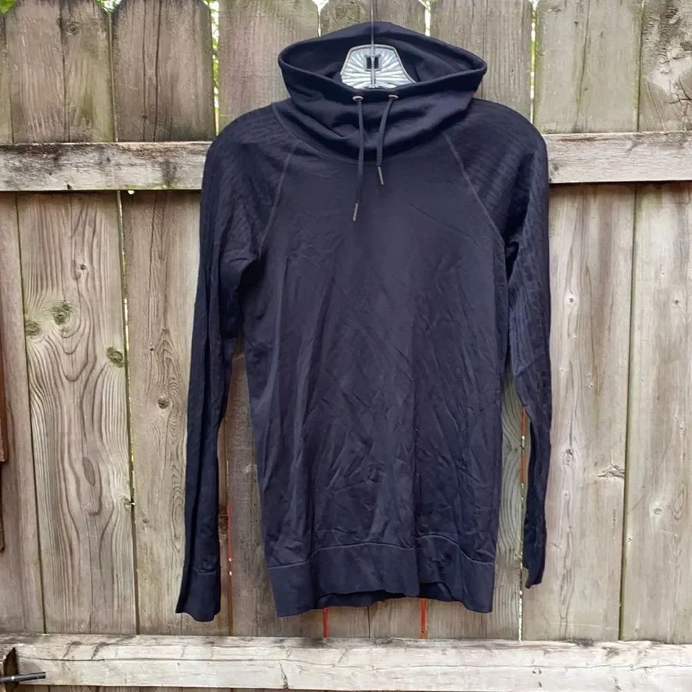 All season gear sweatshirt sz. XS